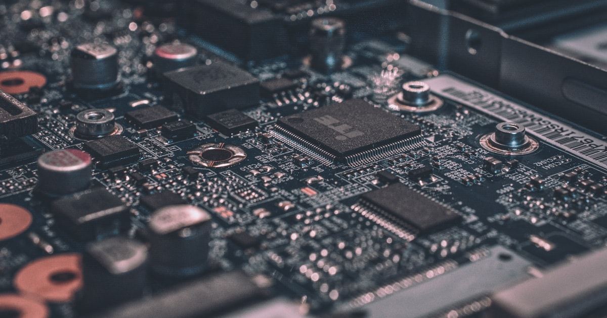 Building High-Performance Enterprise Applications That Scale — Custom Software Development article by Emirates ITS
