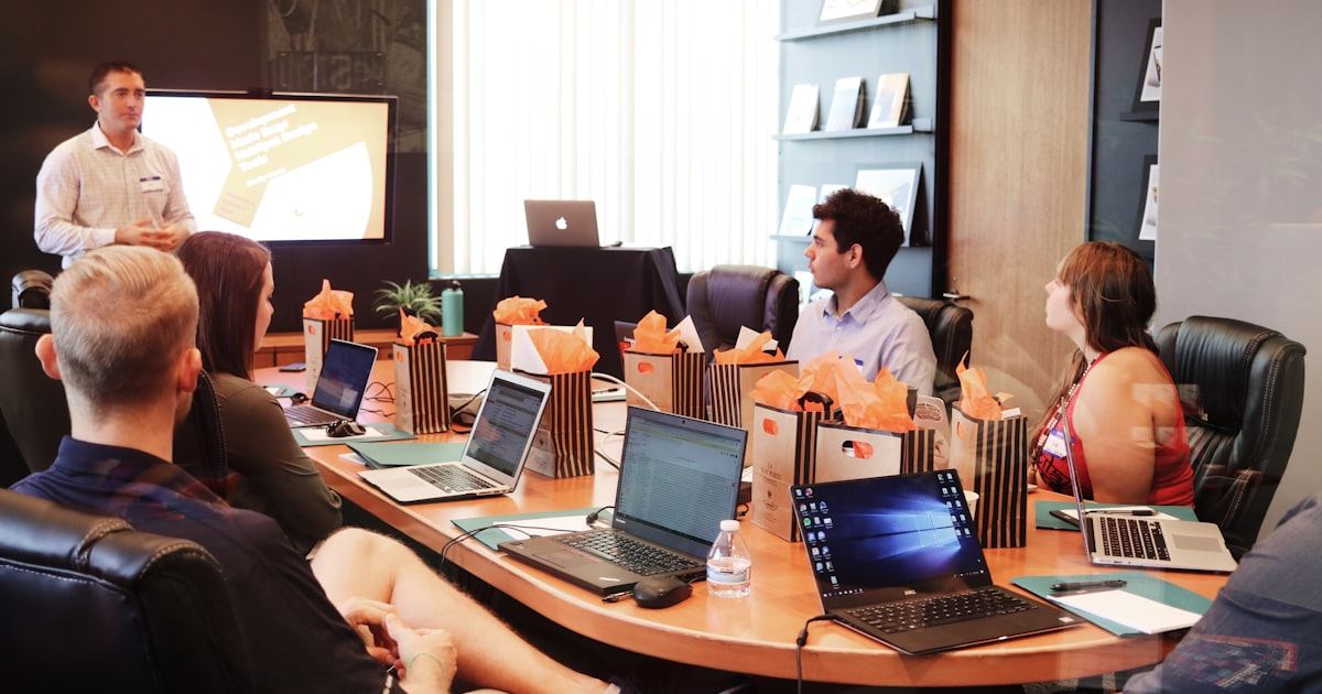 Why Every Business Needs a Technology Roadmap — Cloud Solutions article by Emirates ITS